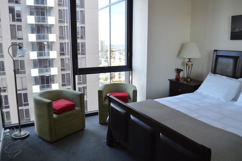 3BR Apartment At Victoria Tower Southbank - Accommodation Search 11