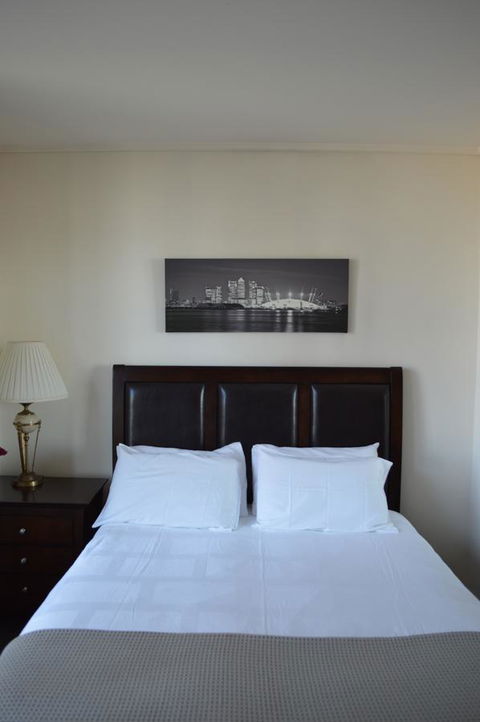 3BR Apartment At Victoria Tower Southbank - Accommodation Search 12