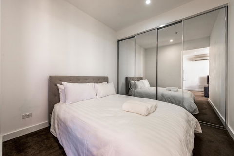 Amazing Accommodations: Vogue - Accommodation Search 38