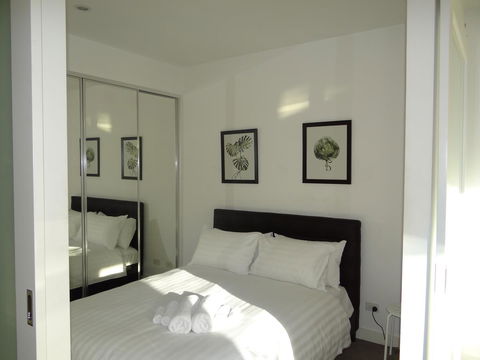 Amazing Accommodations: Vogue - Accommodation Search 18