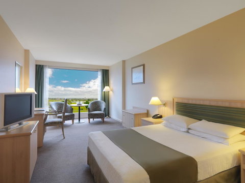 Bayview On The Park - Accommodation Search 10