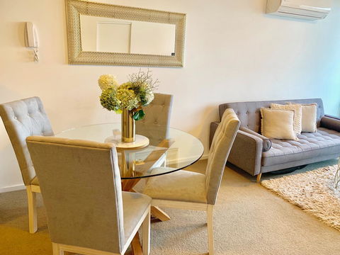 Luxury Apartments With View - Accommodation Search 13