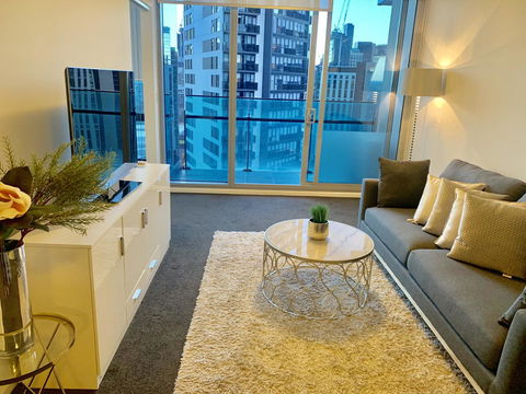 Luxury Apartments With View - Accommodation Search 0