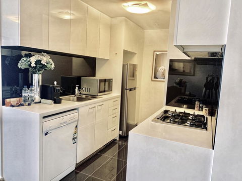 Luxury Apartments With View - Accommodation Search 7