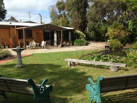 Mud Hollow Barn - Accommodation Search 14