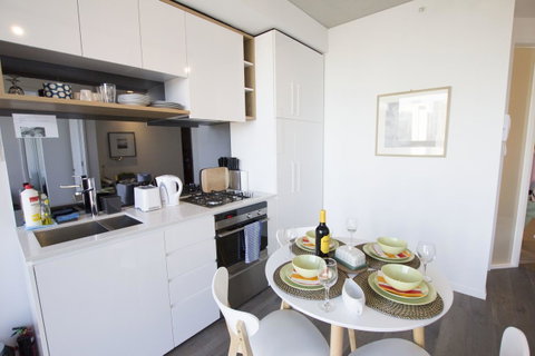 Carlson View Serviced Apartments - Accommodation Search 7