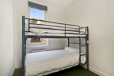 Hub Hostel - Accommodation Search 24