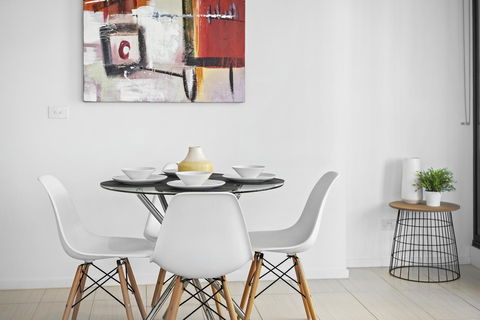 Complete Host Tiara Apartments - Accommodation Search 5