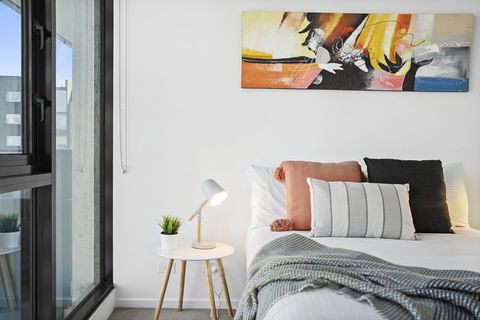 Complete Host Tiara Apartments - Accommodation Search 12