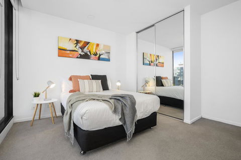 Complete Host Tiara Apartments - Accommodation Search 13