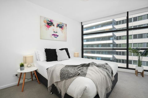 Complete Host Tiara Apartments - Accommodation Search 19
