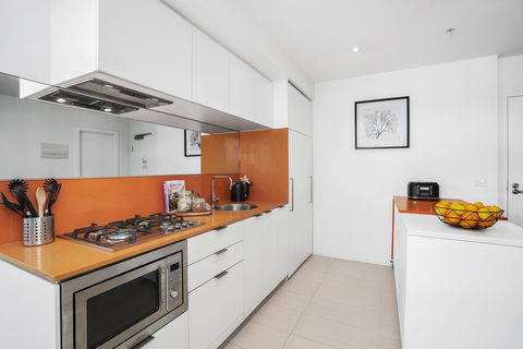 Complete Host Tiara Apartments - Accommodation Search 15