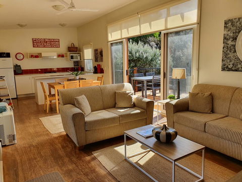 Rural 5 Star Villa\'s With Resort Amenities - Accommodation Search 2