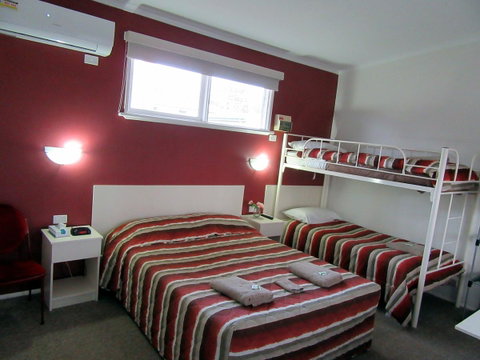 The Highlander Motel - 24HR Check In - Accommodation Search 16