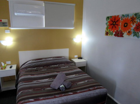 The Highlander Motel - 24HR Check In - Accommodation Search 14