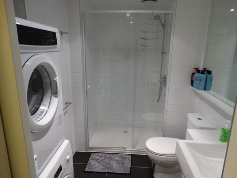 Cloud9 Luxury Apartments - Accommodation Search 11