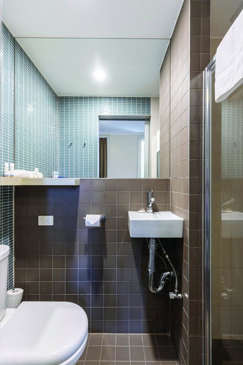 Best Western Melbourne City - Accommodation Search 21