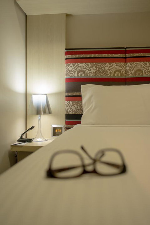 Best Western Melbourne City - Accommodation Search 38
