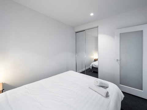 Melstay On Eporo Tower - Accommodation Search 13