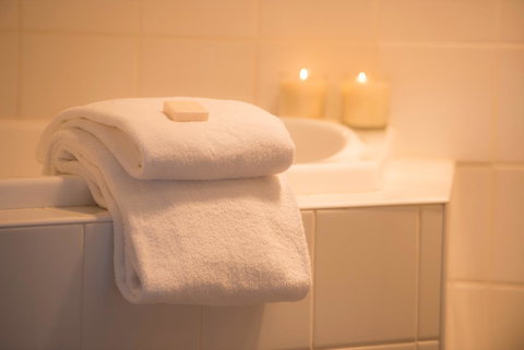 Athelstane House - Accommodation Search 18