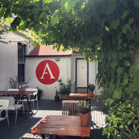 Athelstane House - Accommodation Search 3