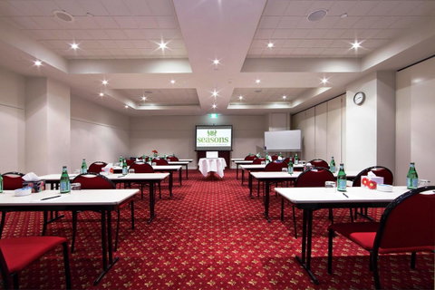 Seasons Botanic Gardens - Accommodation Search 30