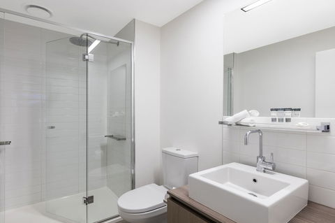 Apartments @ 350 William - Accommodation Search 9