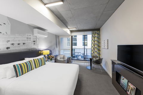 Apartments @ 350 William - Accommodation Search 2