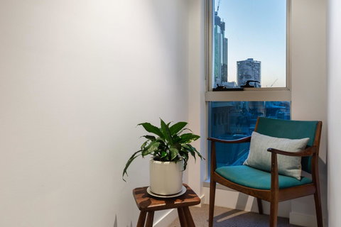 Auguste, Melbourne CBD Private Accommodation With Parking - Accommodation Search 8