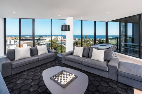 Anchorage Apartments Hampton - Accommodation Search 24