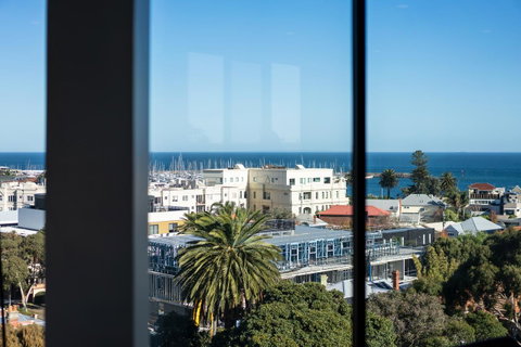 Anchorage Apartments Hampton - Accommodation Search 23