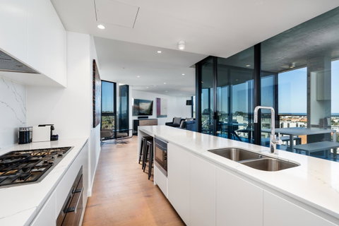 Anchorage Apartments Hampton - Accommodation Search 17