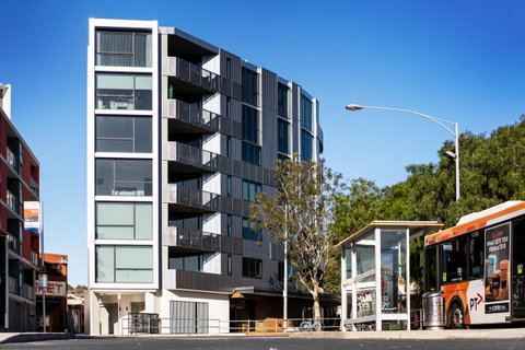 Anchorage Apartments Hampton - Accommodation Search 1