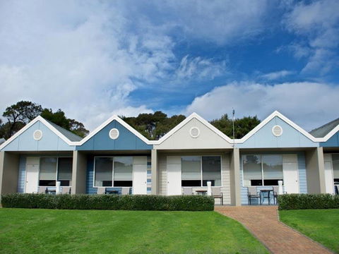 Sorrento Beach Motel - Accommodation Search 12