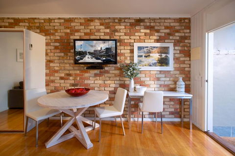 Sorrento Beach Motel - Accommodation Search 5