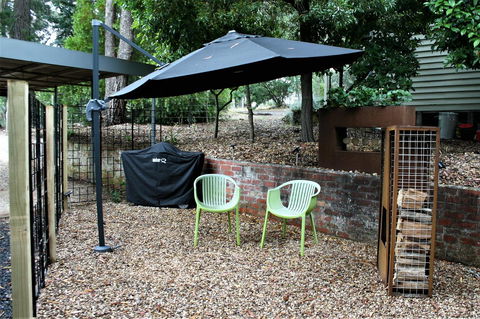 Tangenong Cottages - Accommodation Search 11
