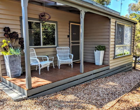 Tangenong Cottages - Accommodation Search 2