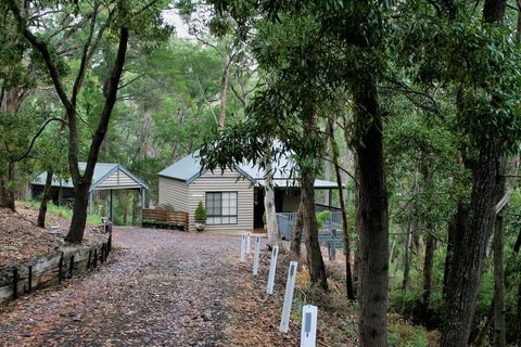 Tangenong Cottages - Accommodation Search 16