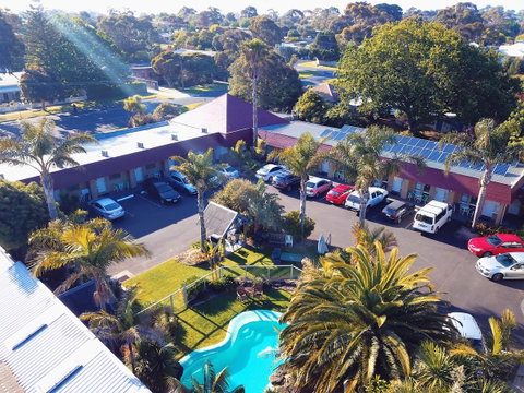 Tropicana Motor Inn - Accommodation Search 16