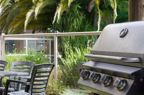 Tropicana Motor Inn - Accommodation Search 43