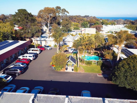 Tropicana Motor Inn - Accommodation Search 15
