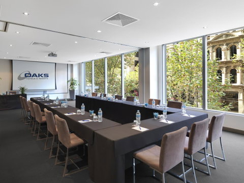 Oaks Melbourne On Collins Suites - Accommodation Search 14