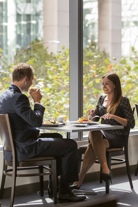Oaks Melbourne On Collins Suites - Accommodation Search 19