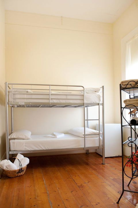 Hotel Claremont Guest House - Accommodation Search 41