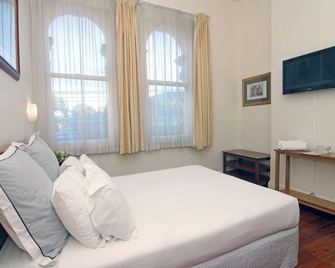 Hotel Claremont Guest House - Accommodation Search 8