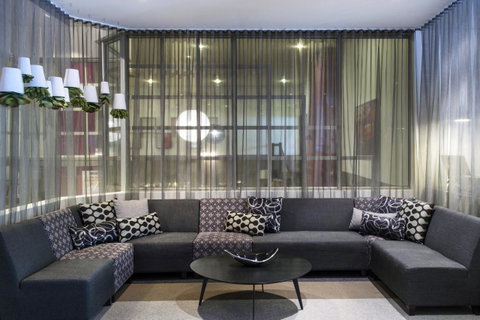 Mantra On The Park - Accommodation Search 12