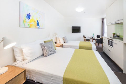 City Edge North Melbourne Apartment Hotel - Accommodation Search 12