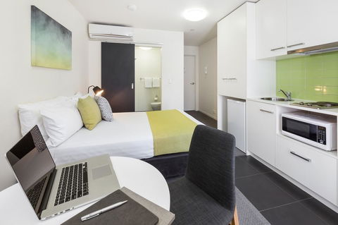 City Edge North Melbourne Apartment Hotel - Accommodation Search 5