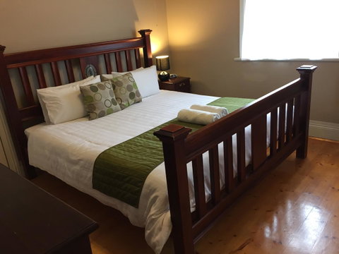 Little River Bed And Breakfast - Accommodation Search 25