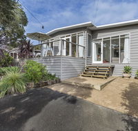 Sunset on Scott - Relax in tranquility  style - Accommodation Search